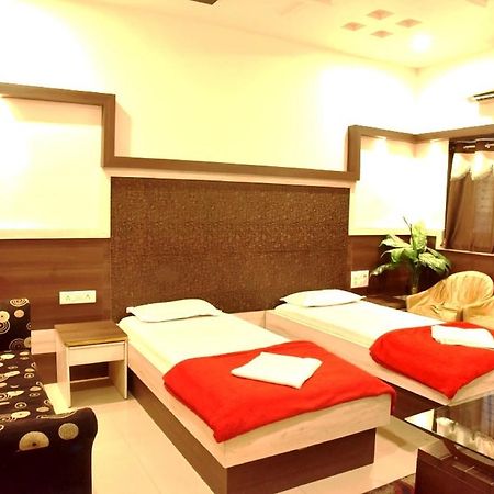 Hotel Excel Executive Amravati Zewnętrze zdjęcie