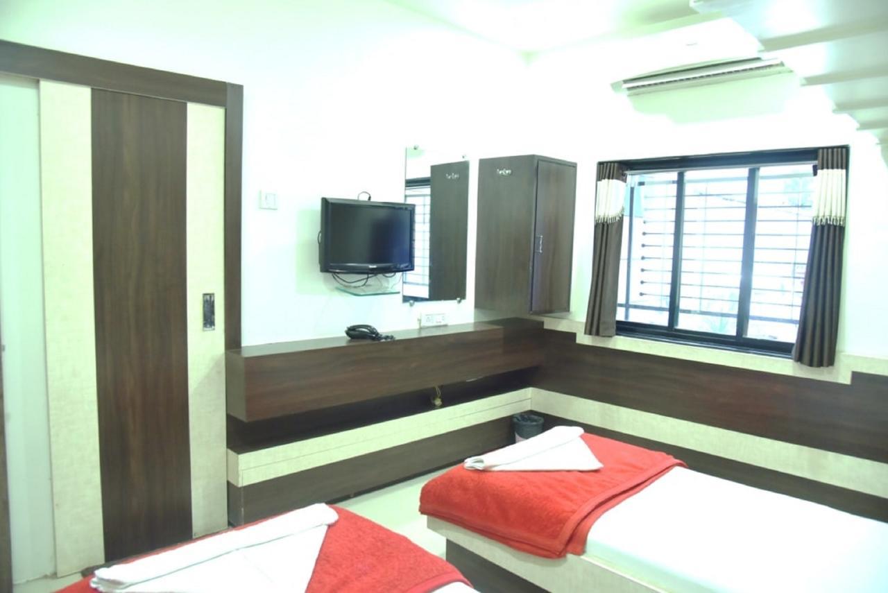Hotel Excel Executive Amravati Zewnętrze zdjęcie