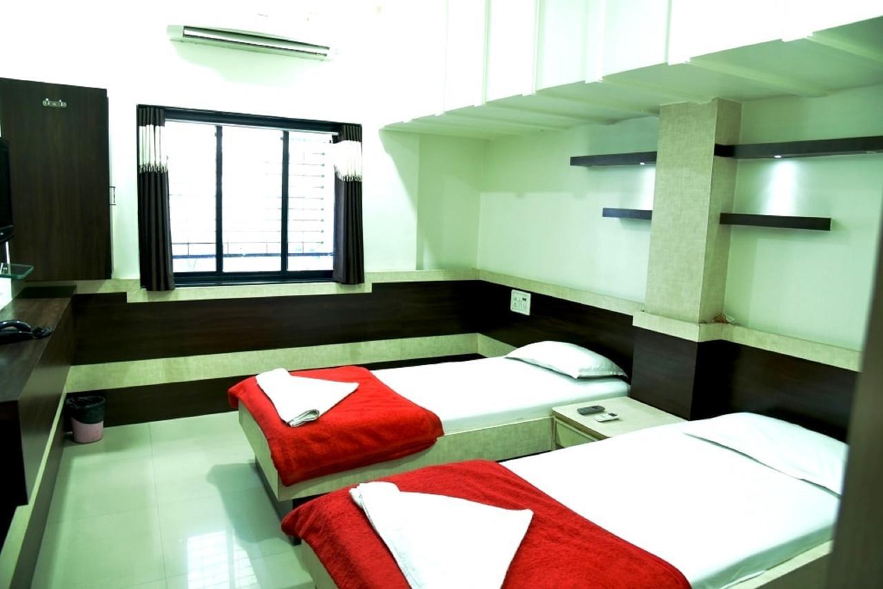 Hotel Excel Executive Amravati Zewnętrze zdjęcie